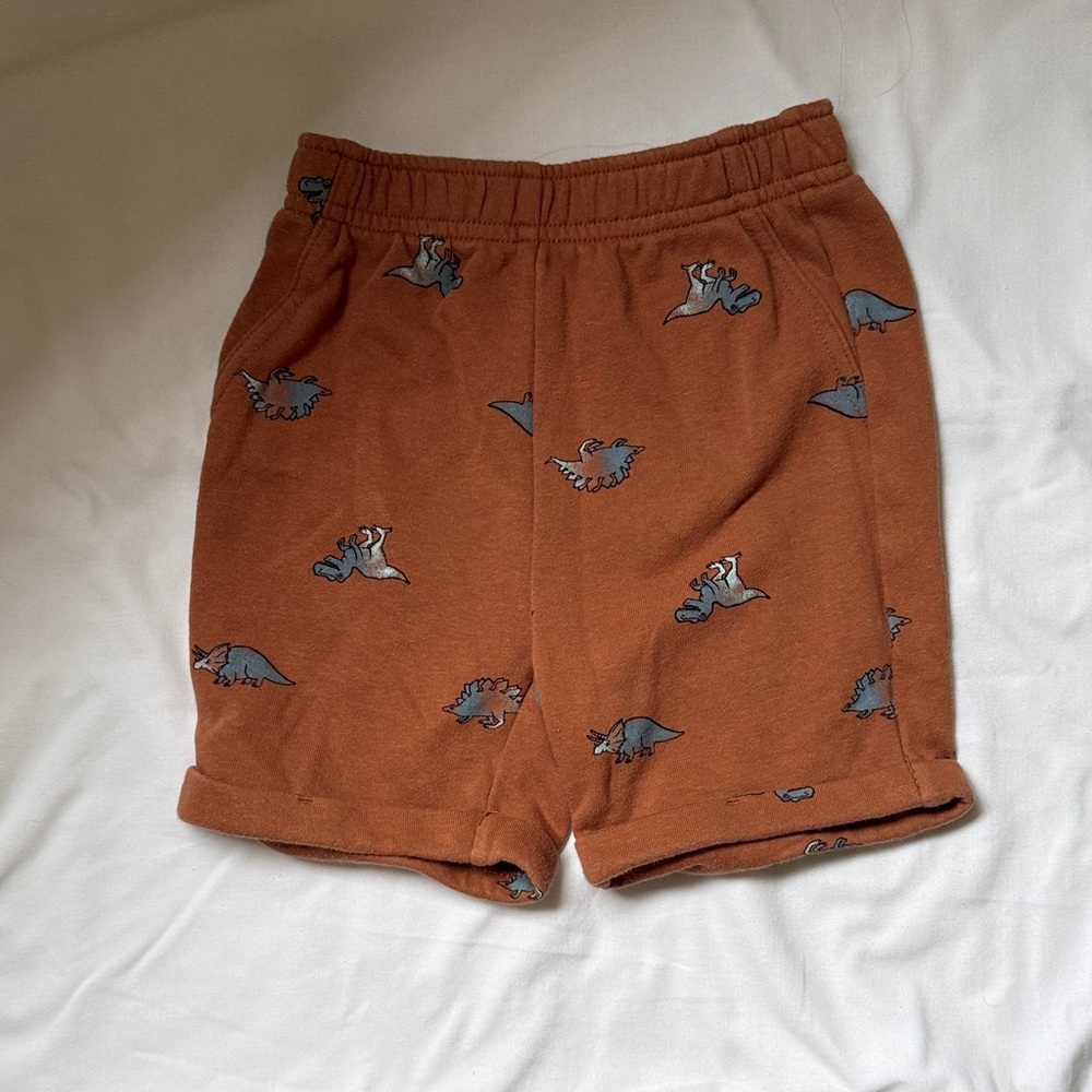 Pekkle Kids' Dino Pull-On Shorts Set — Olive, Rust, Gray -4 shorts/4 tops size 5 - Picture 7 of 10